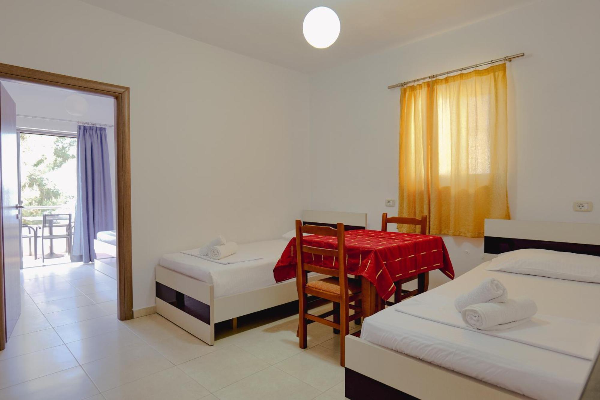 Hotel Argjiro Sarandë Exteriér fotografie