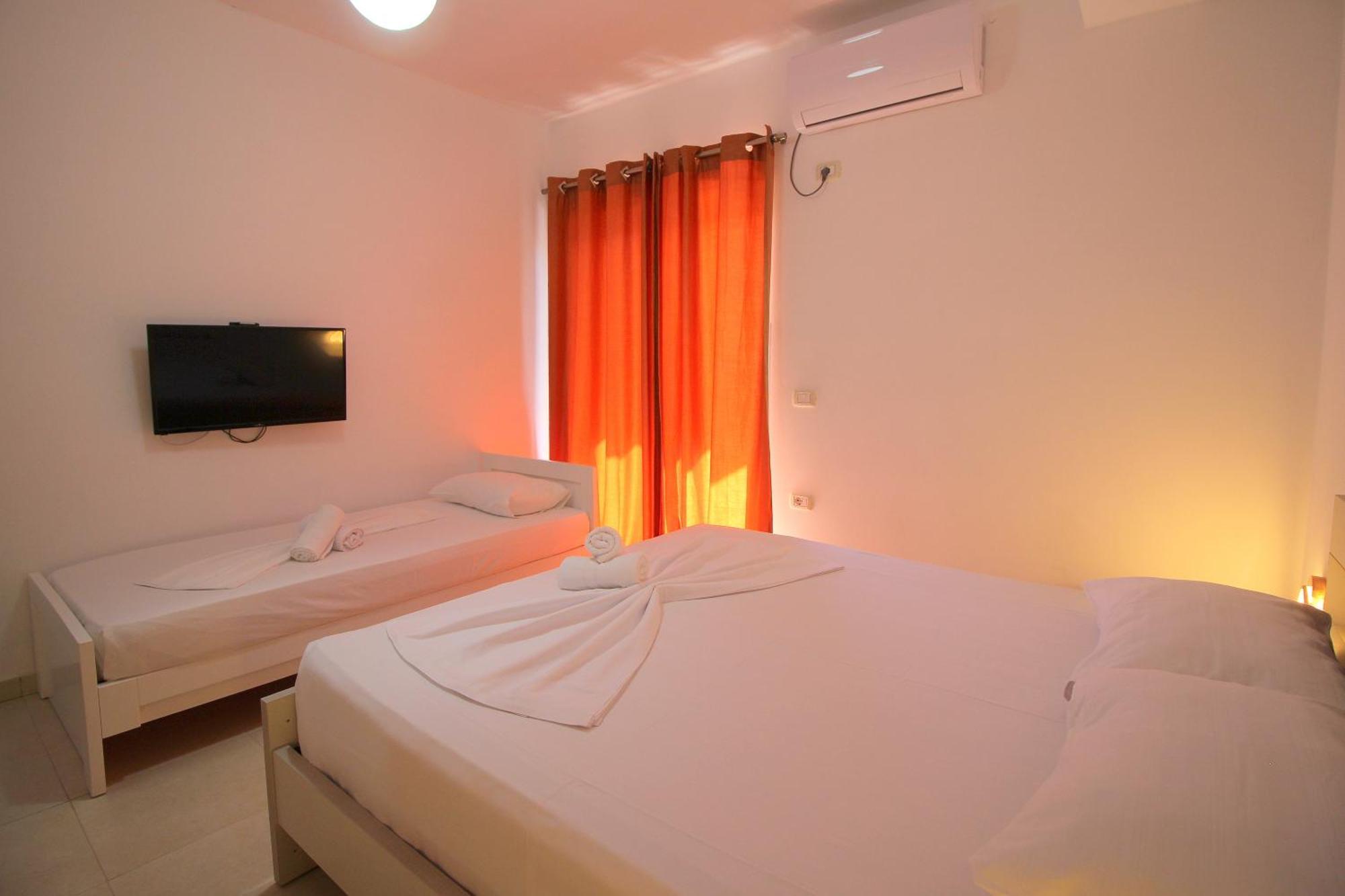 Hotel Argjiro Sarandë Exteriér fotografie